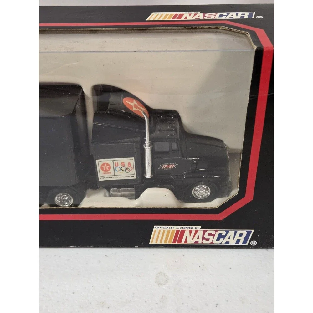 Davey Allison #28 Texaco‎ Havoline NASCAR Racing Champions Transporter 1:64...